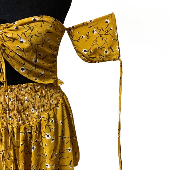 NWOT 2 Piece Yellow/Mustard Crop Short Set Women’s Size Large - Picture 7 of 14